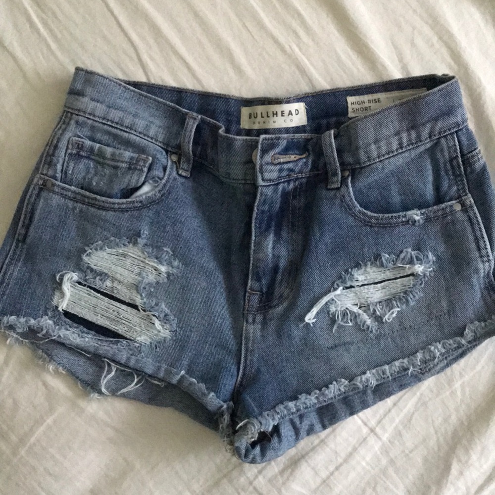 Bullhead Distressed blue jean shorts